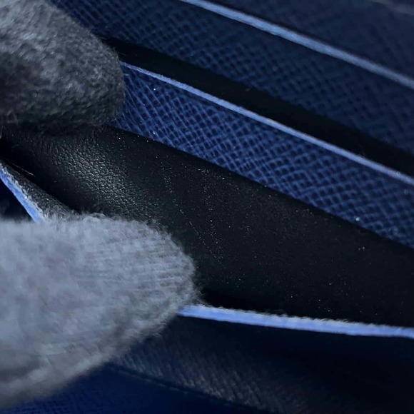 Louis Vuitton Epi Wallet Zippy - Picture 5 of 8